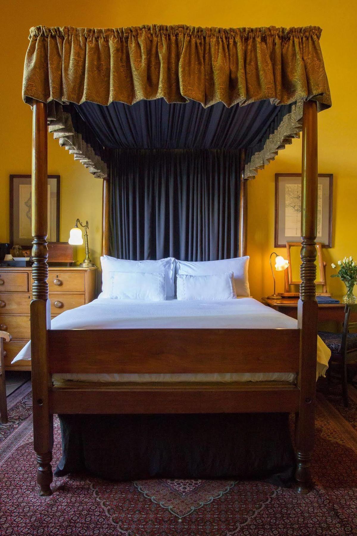 Dutch Manor Antique Hotel Fokváros Kültér fotó