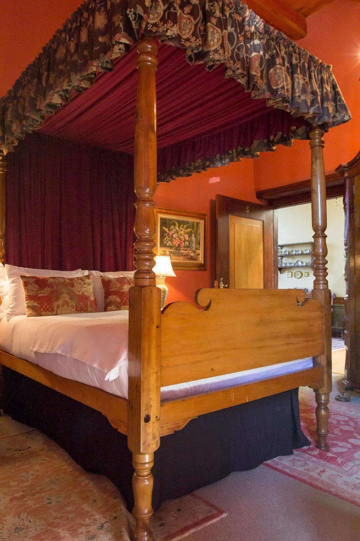 Dutch Manor Antique Hotel Fokváros Kültér fotó